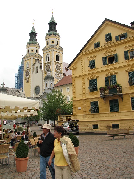 img00128.jpg