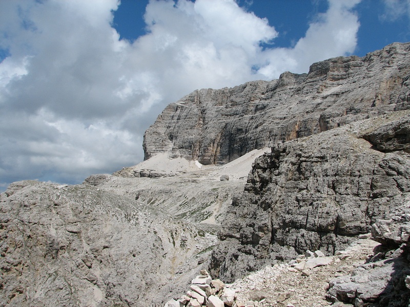 img00239.jpg